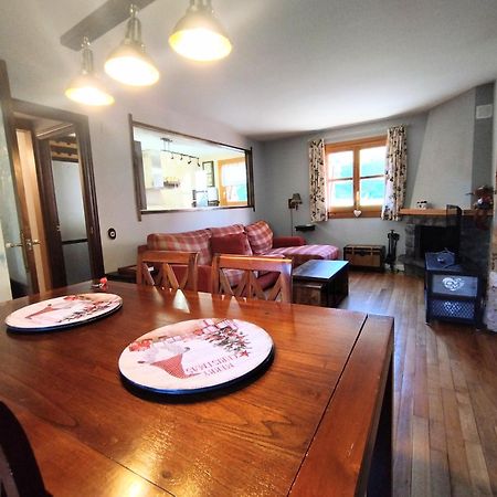 Check-In Casas Cumbre De Benasque Apartment Eriste Luaran gambar