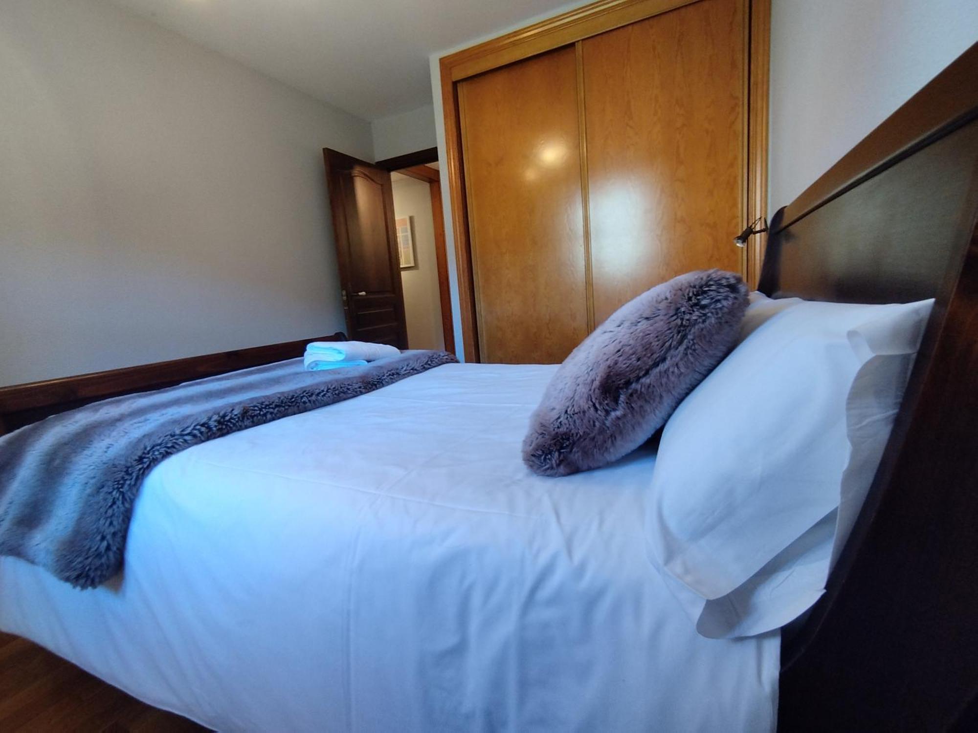 Check-In Casas Cumbre De Benasque Apartment Eriste Luaran gambar