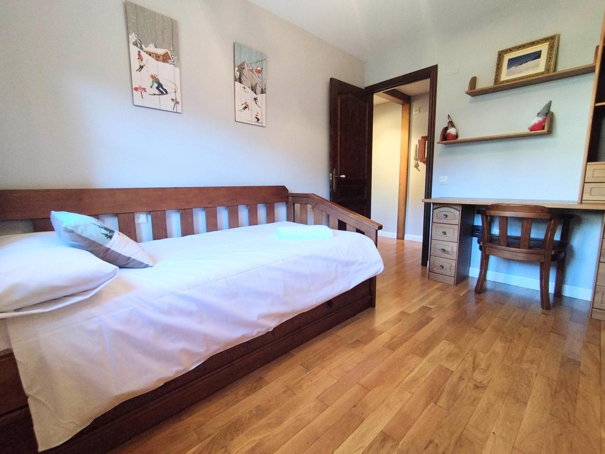 Check-In Casas Cumbre De Benasque Apartment Eriste Luaran gambar